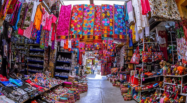 Mercadito local y Tiendas artesanales